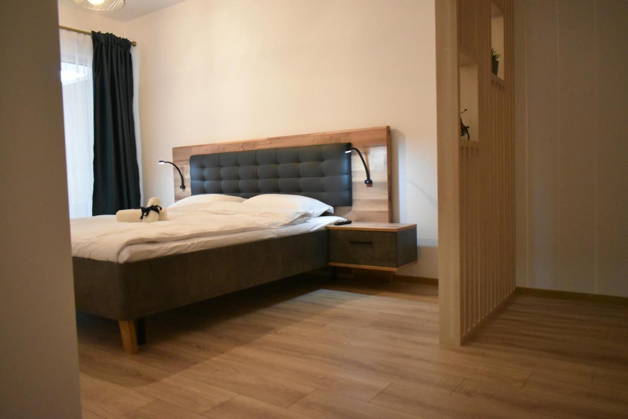 Save Relaxing Residence Brasov Bagian luar foto